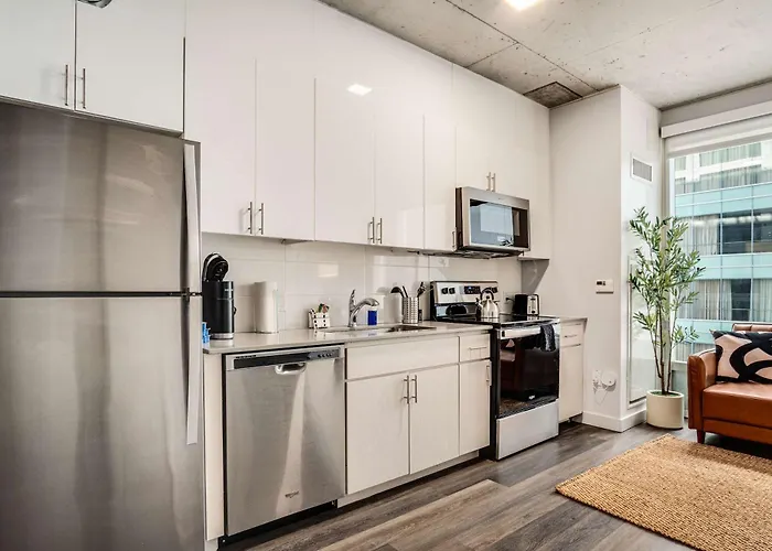 Apartment Boulevard Downtown Highrise 1br Sky Pool Parking Gym 13