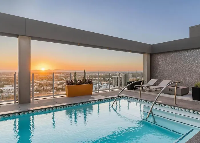 Apartment Boulevard Downtown Highrise 1br Sky Pool Parking Gym 13 Phoenix